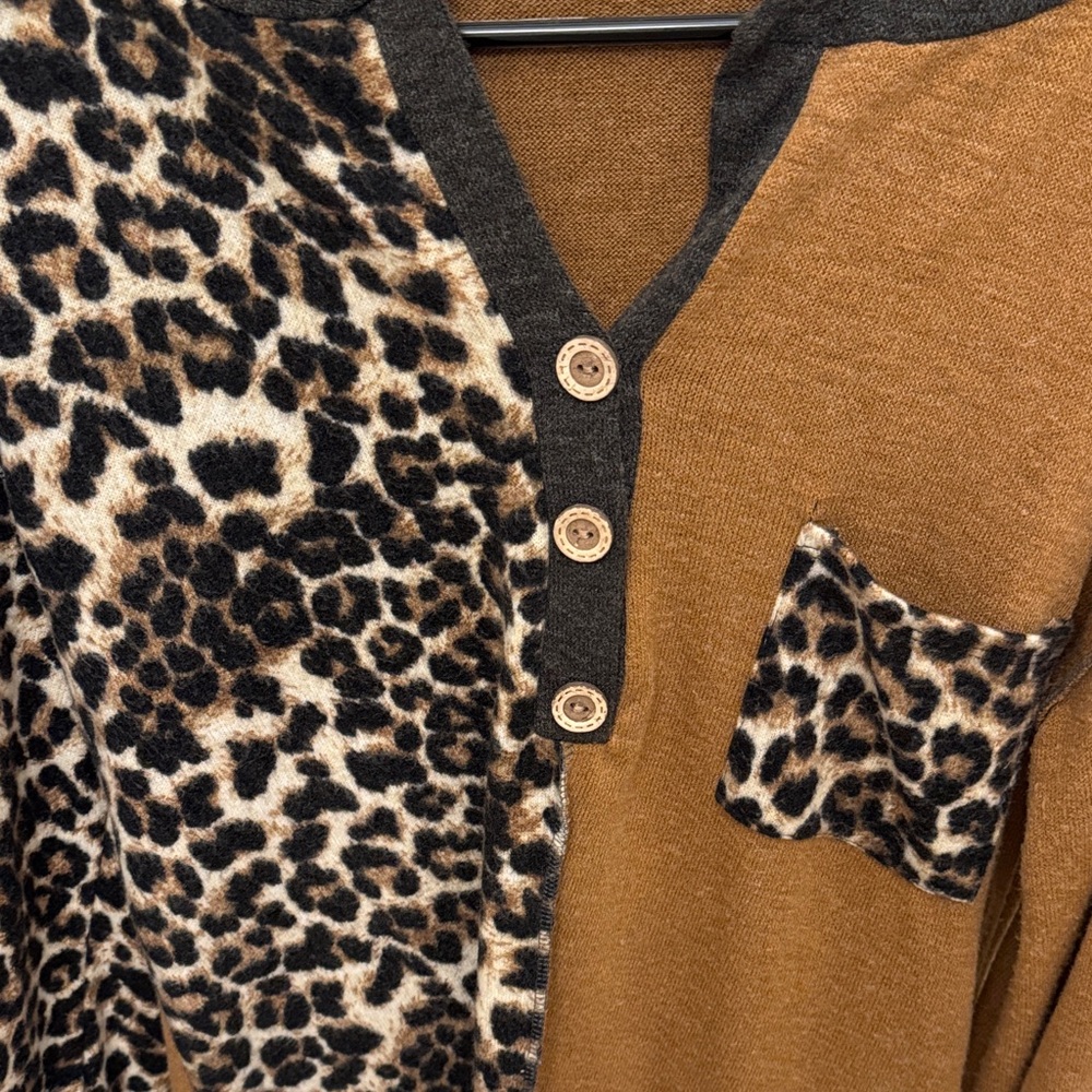 BiBi Tan and Leopard Patterned Sweatshirt - Picture 2 of 4